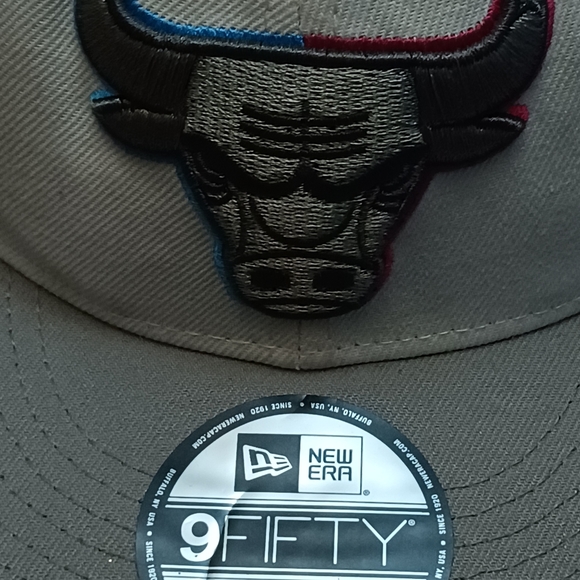 New Era 9Fifty Chicago Bulls Snapback - Picture 4 of 17